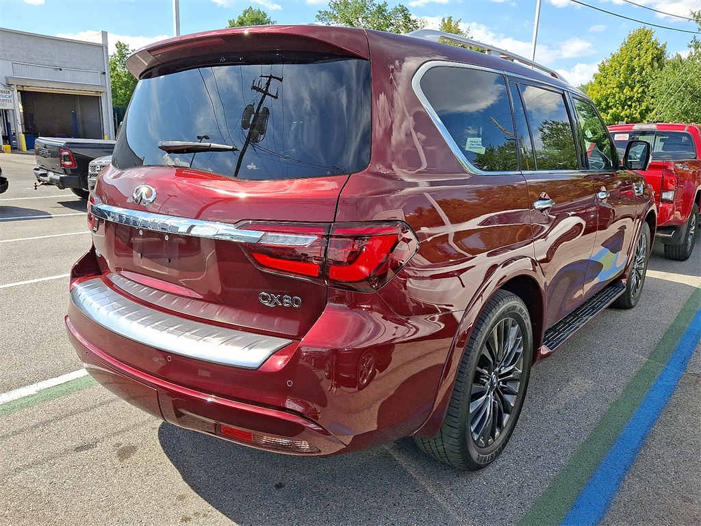 2022 INFINITI QX80 Sensory - Photo 5