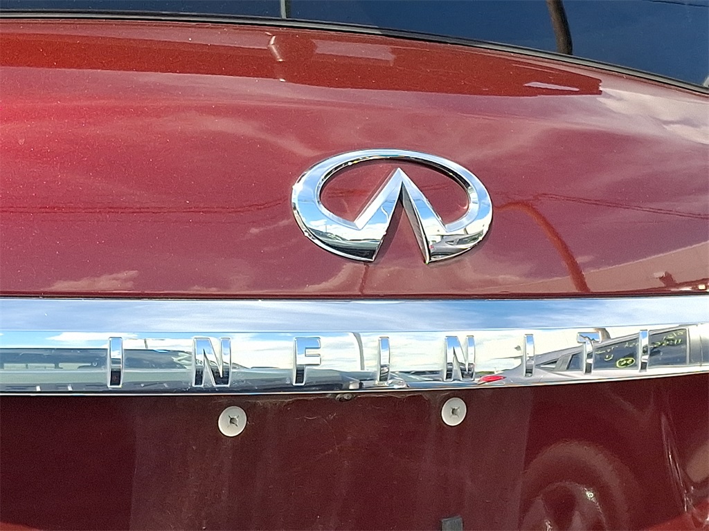 2022 INFINITI QX80 Sensory - Photo 8