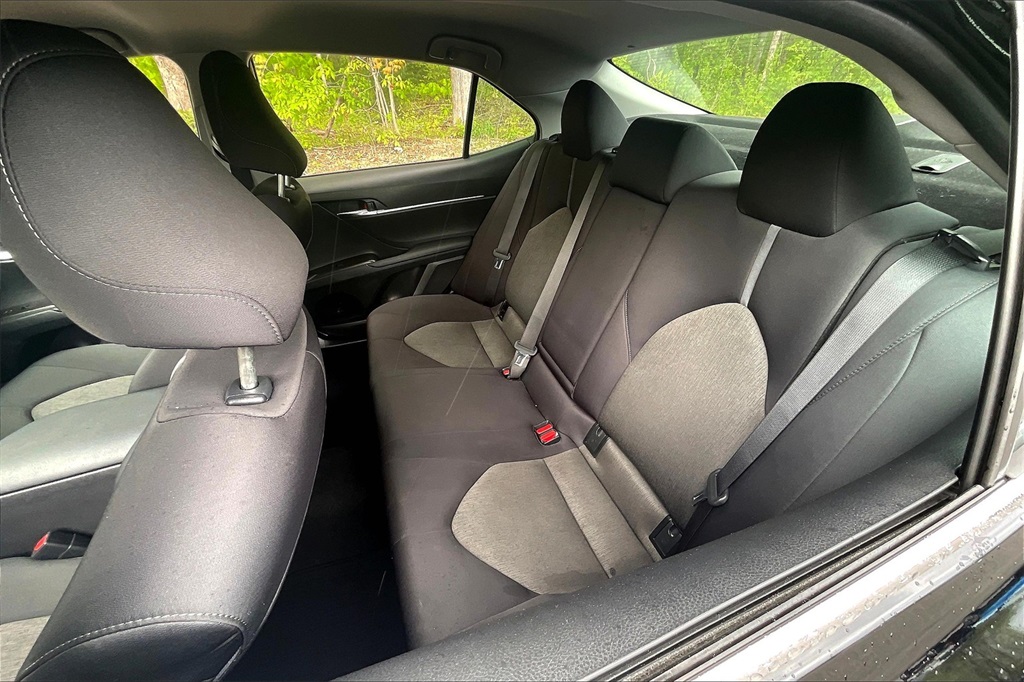2022 Toyota Camry LE - Photo 24