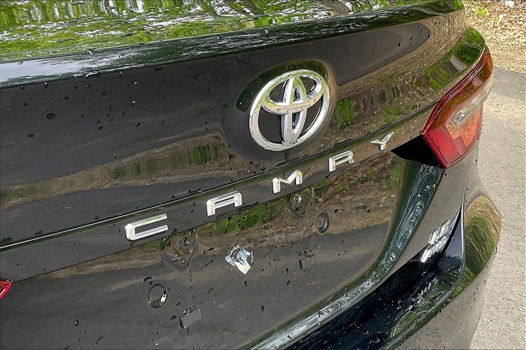 2022 Toyota Camry LE - Photo 26