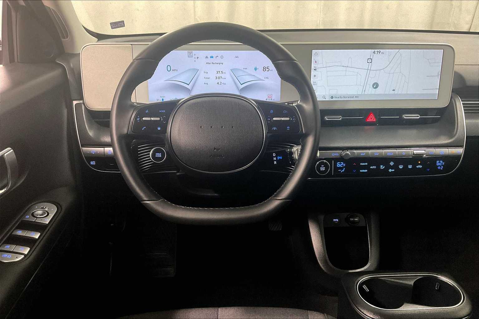 2024 Hyundai IONIQ 5 SE Standard Range - Photo 18