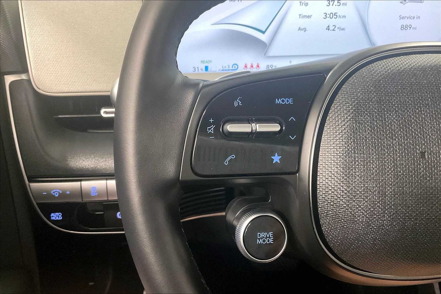 2024 Hyundai IONIQ 5 SE Standard Range - Photo 23