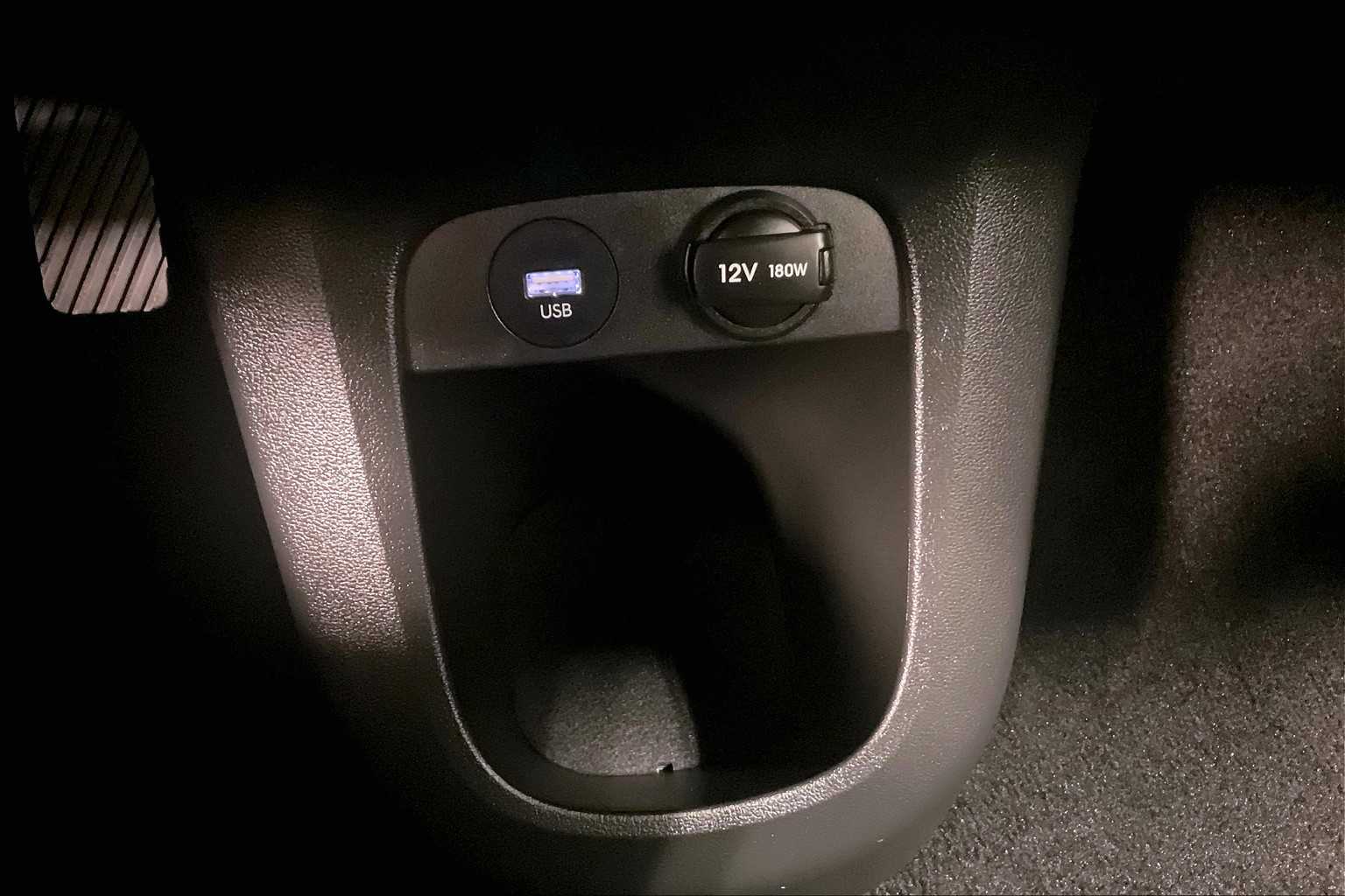 2024 Hyundai IONIQ 5 SE Standard Range - Photo 26