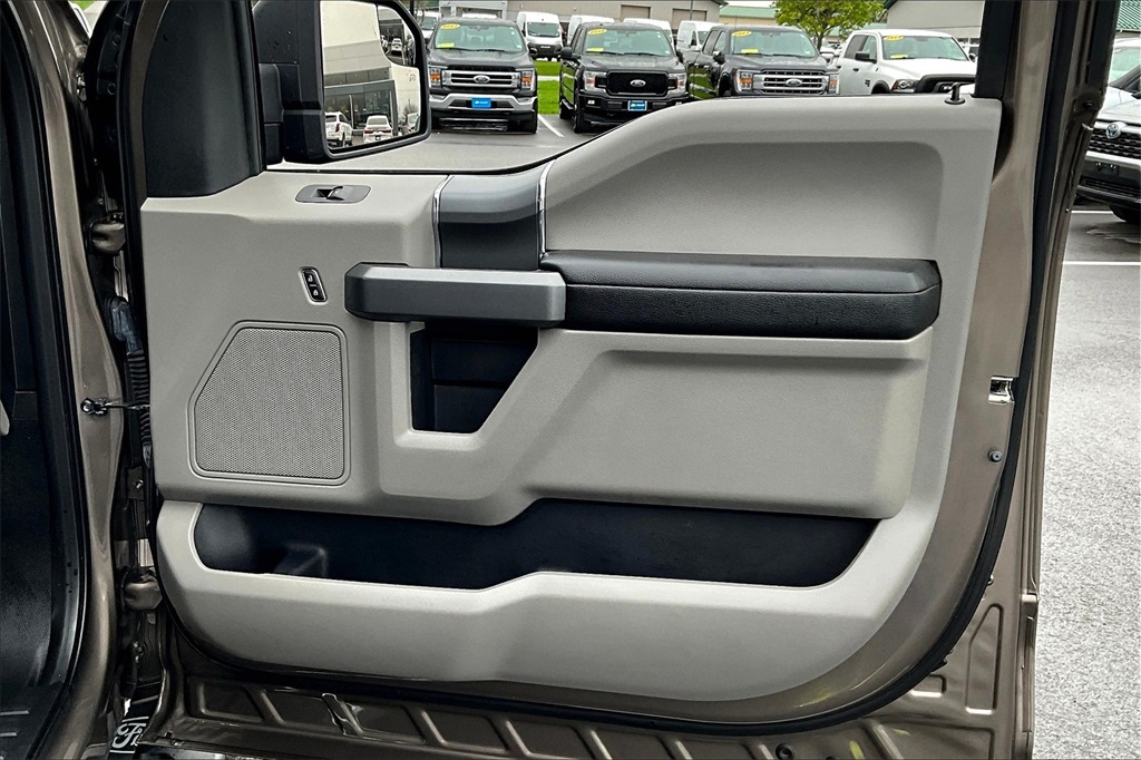 2019 Ford F-150 XLT - Photo 12