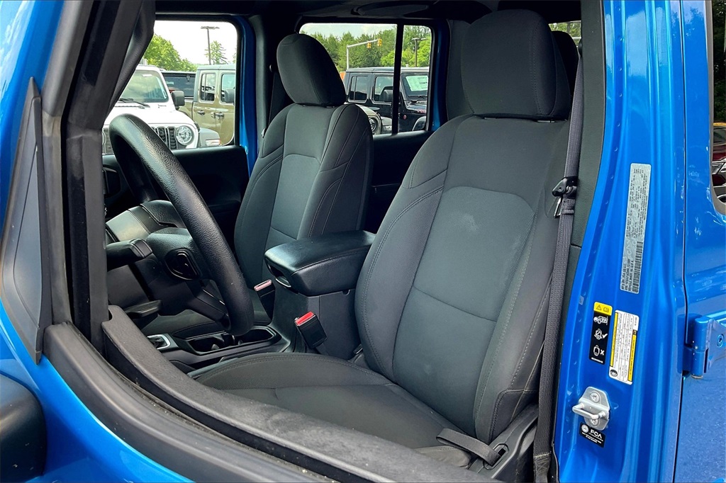2022 Jeep Gladiator Willys - Photo 9