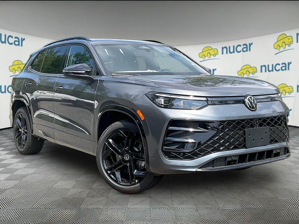 2026 Volkswagen Tiguan 2.0T SE R-Line Black