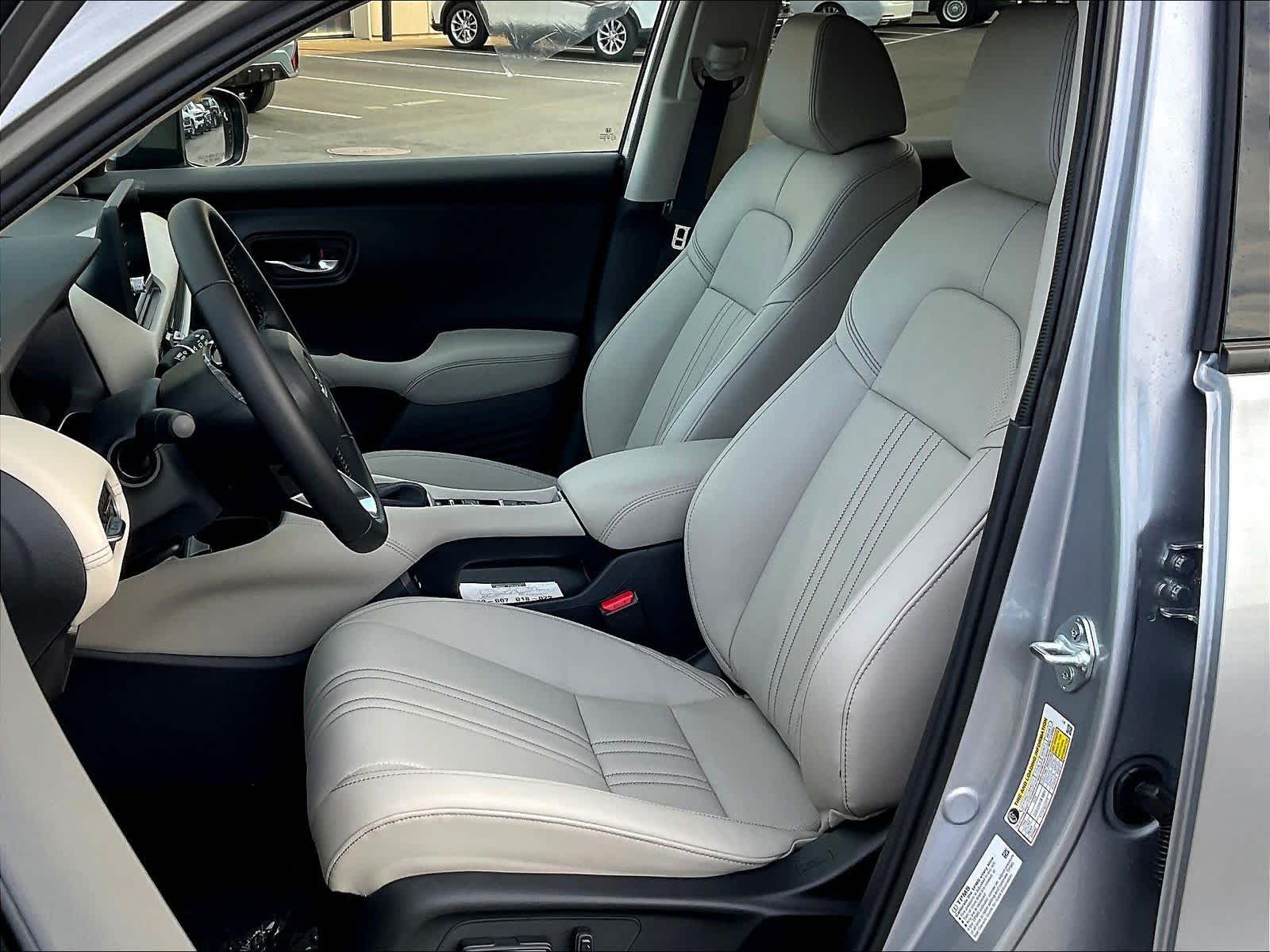 2026 Honda HR-V EX-L - Photo 11