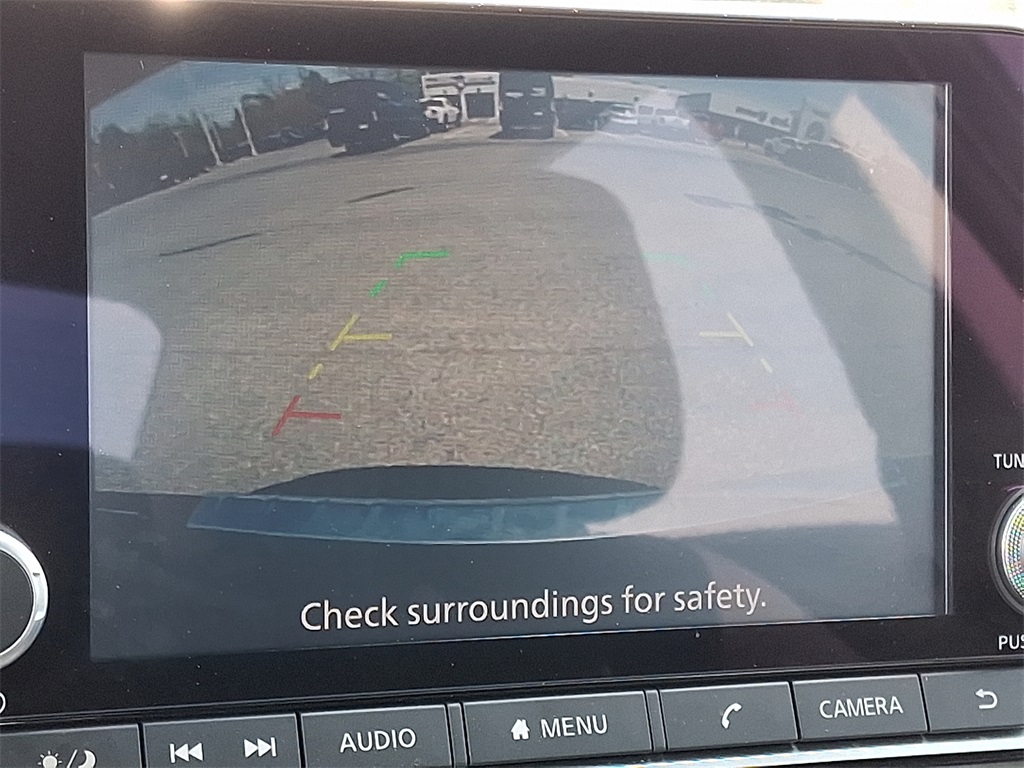 2023 Nissan Altima 2.5 SV - Photo 17