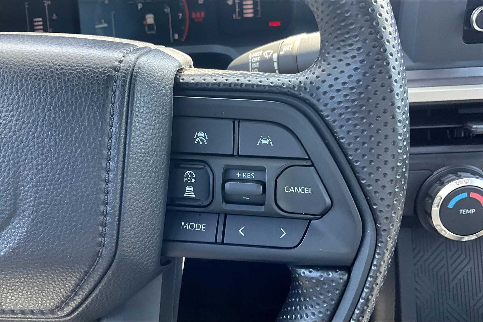 2025 Toyota Tacoma SR5 - Photo 24