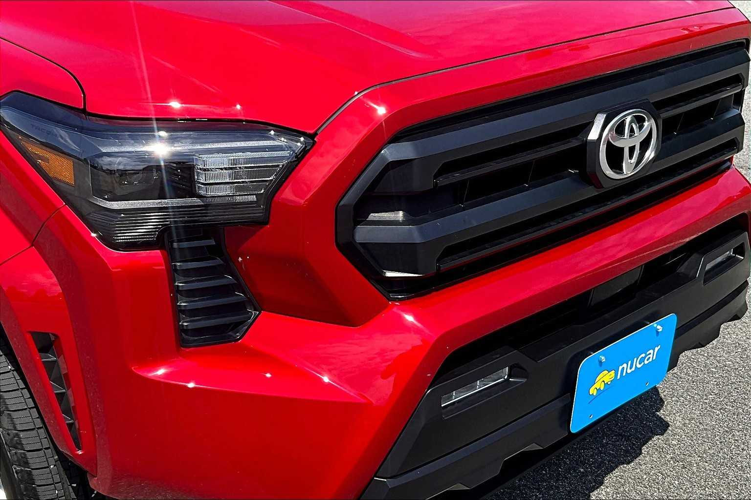 2025 Toyota Tacoma SR5 - Photo 33
