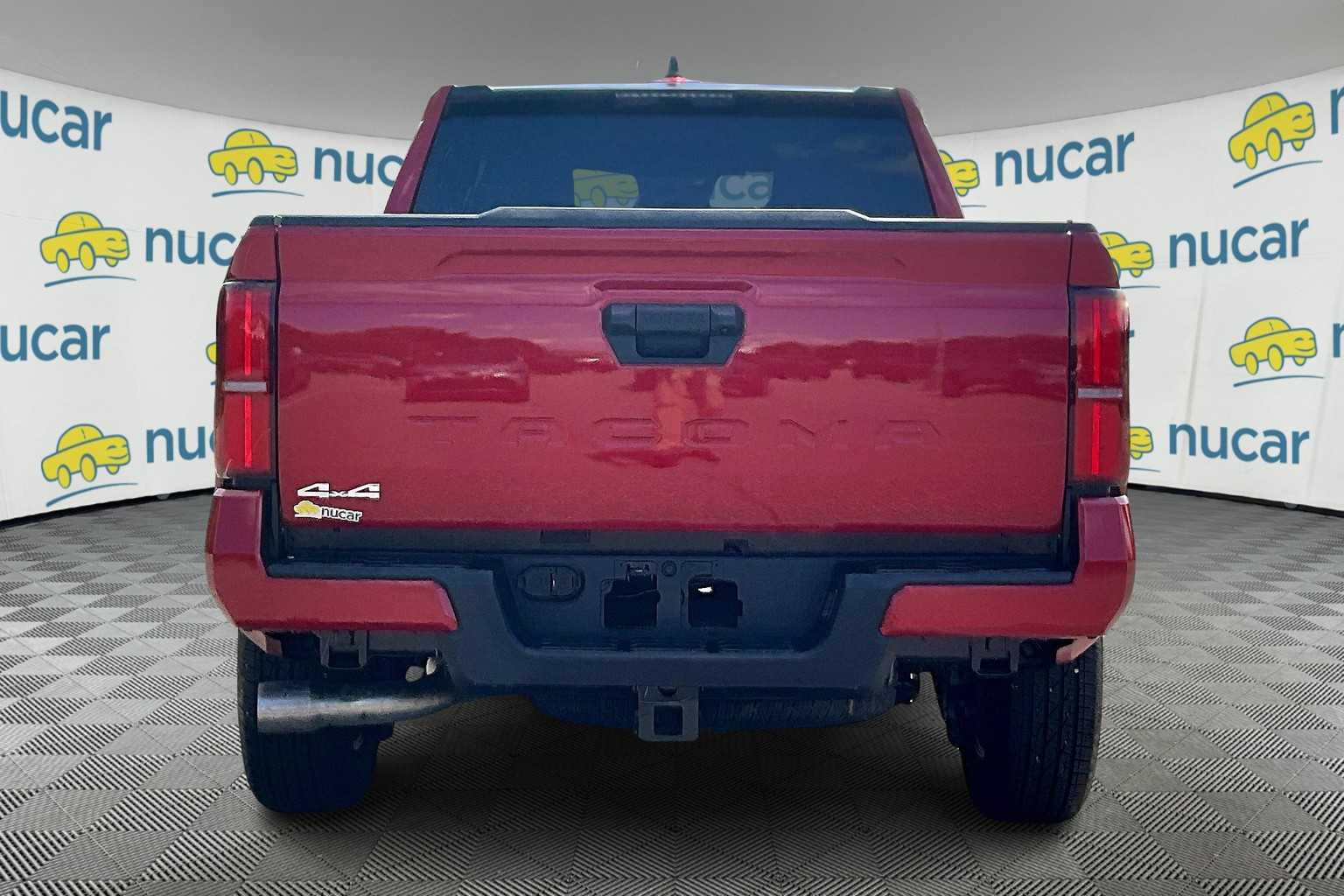 2025 Toyota Tacoma SR5 - Photo 5