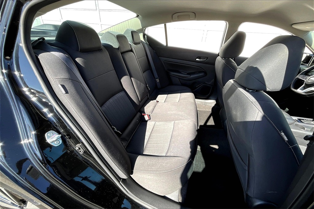 2022 Nissan Altima 2.5 SV - Photo 15