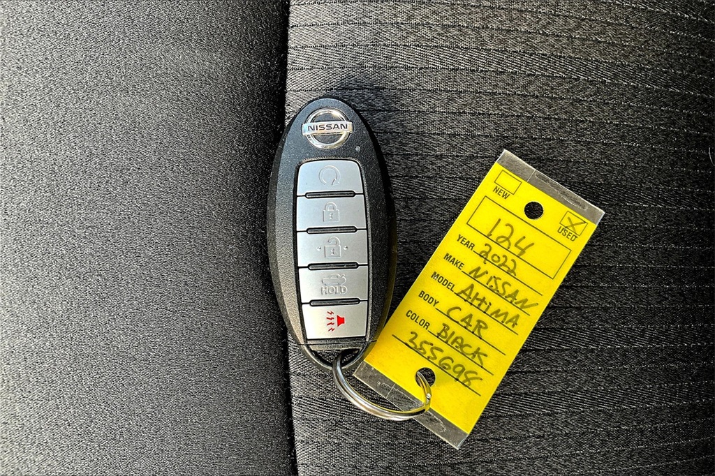 2022 Nissan Altima 2.5 SV - Photo 28