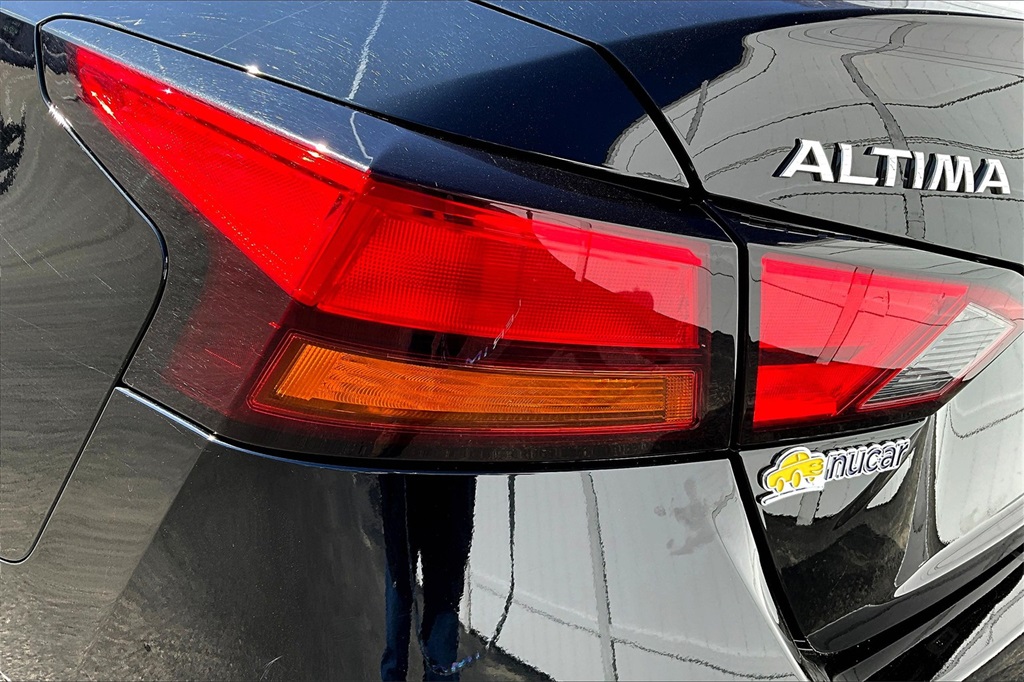 2022 Nissan Altima 2.5 SV - Photo 31