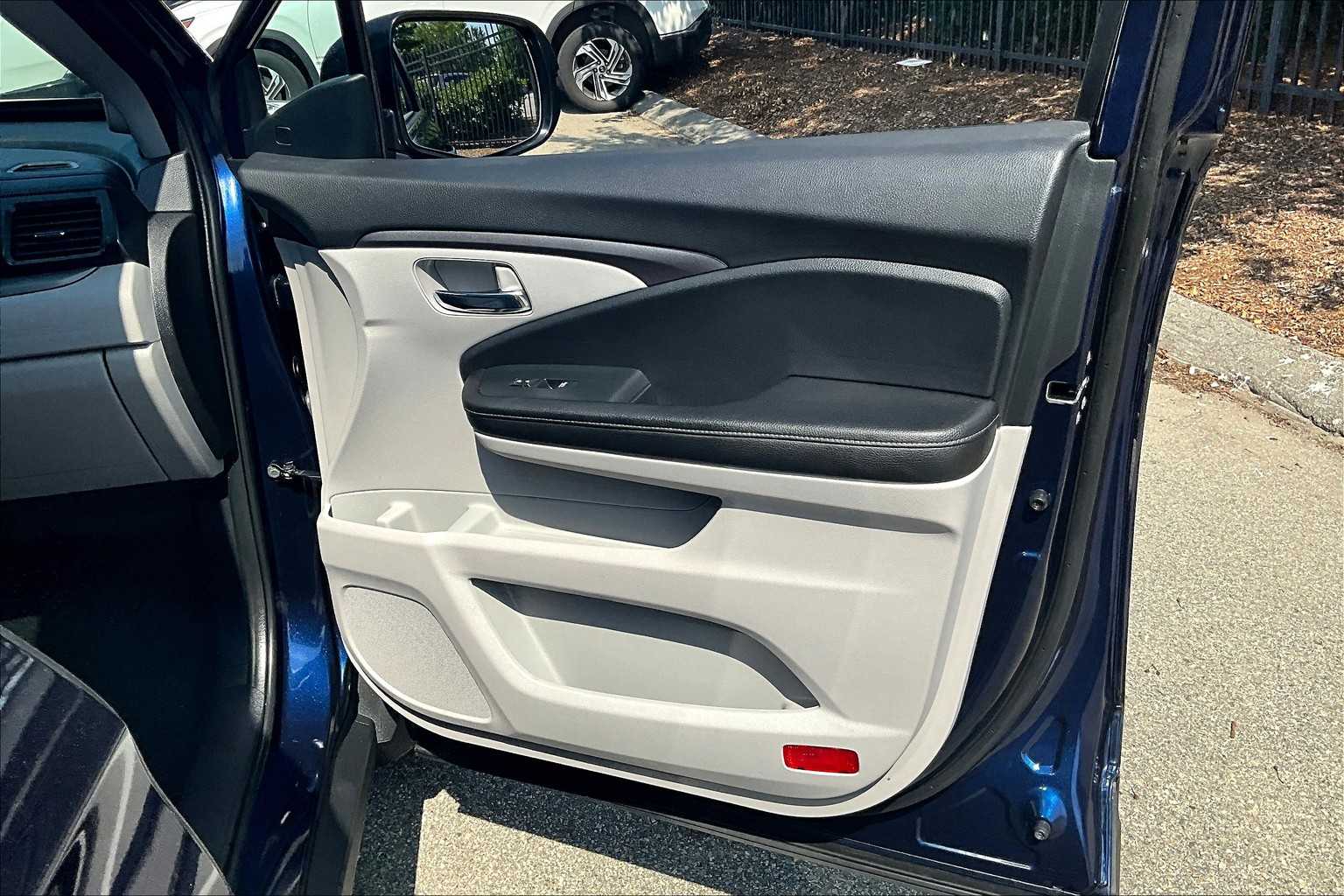 2023 Honda Ridgeline RTL - Photo 12