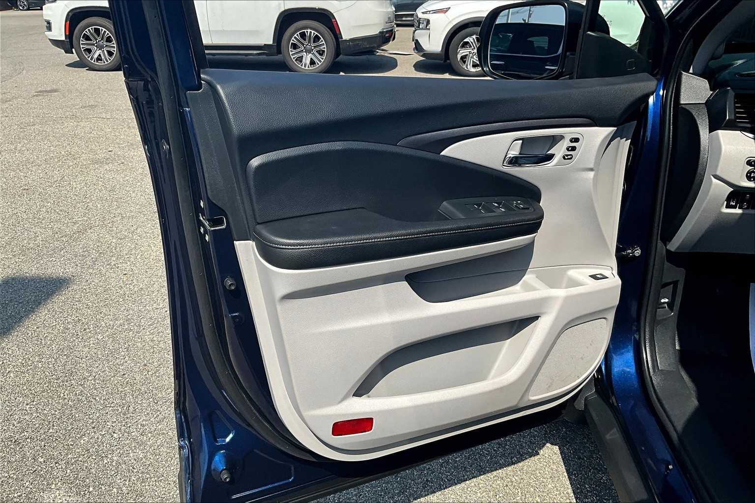 2023 Honda Ridgeline RTL - Photo 9