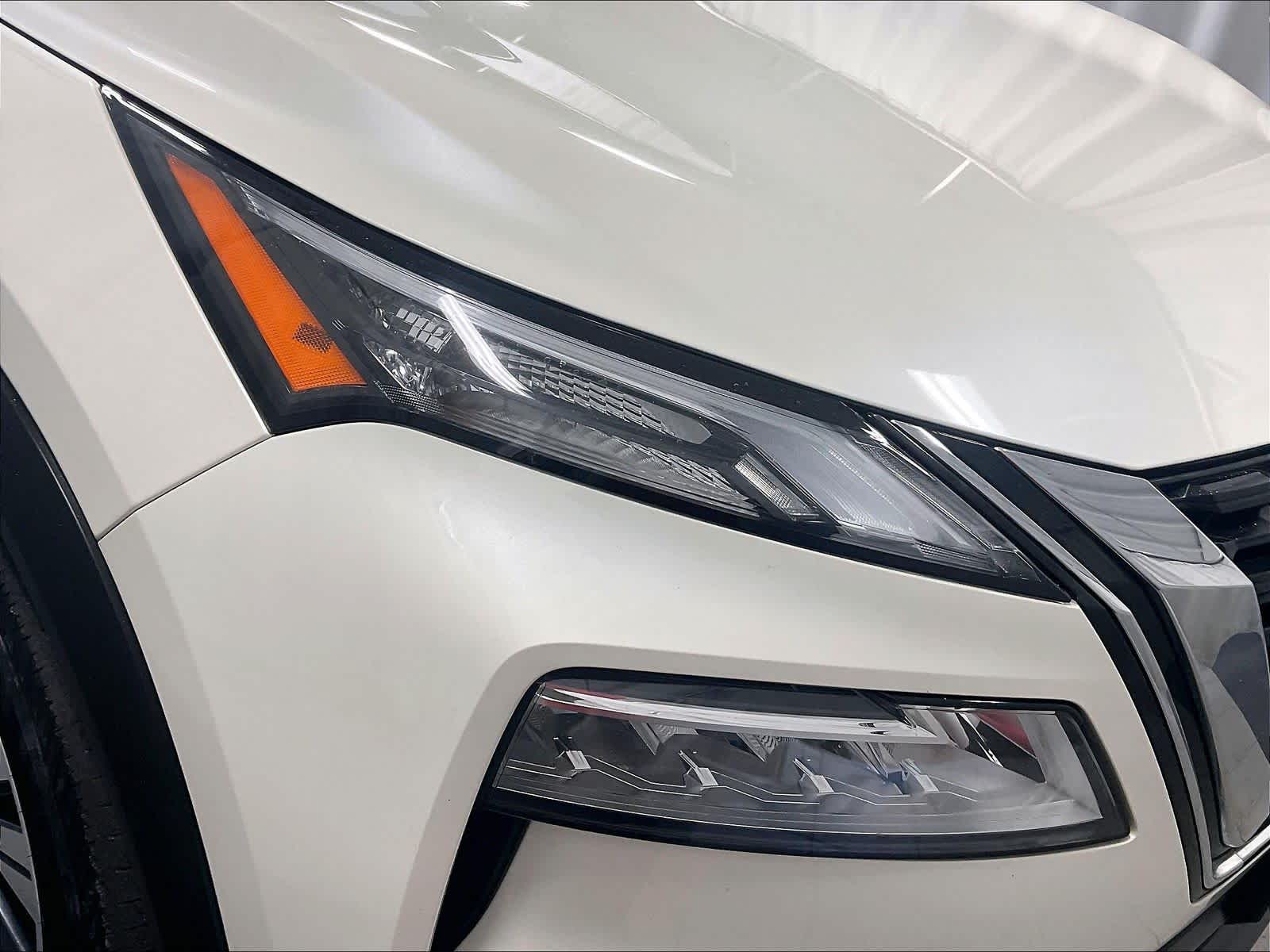 2021 Nissan Rogue SV - Photo 33