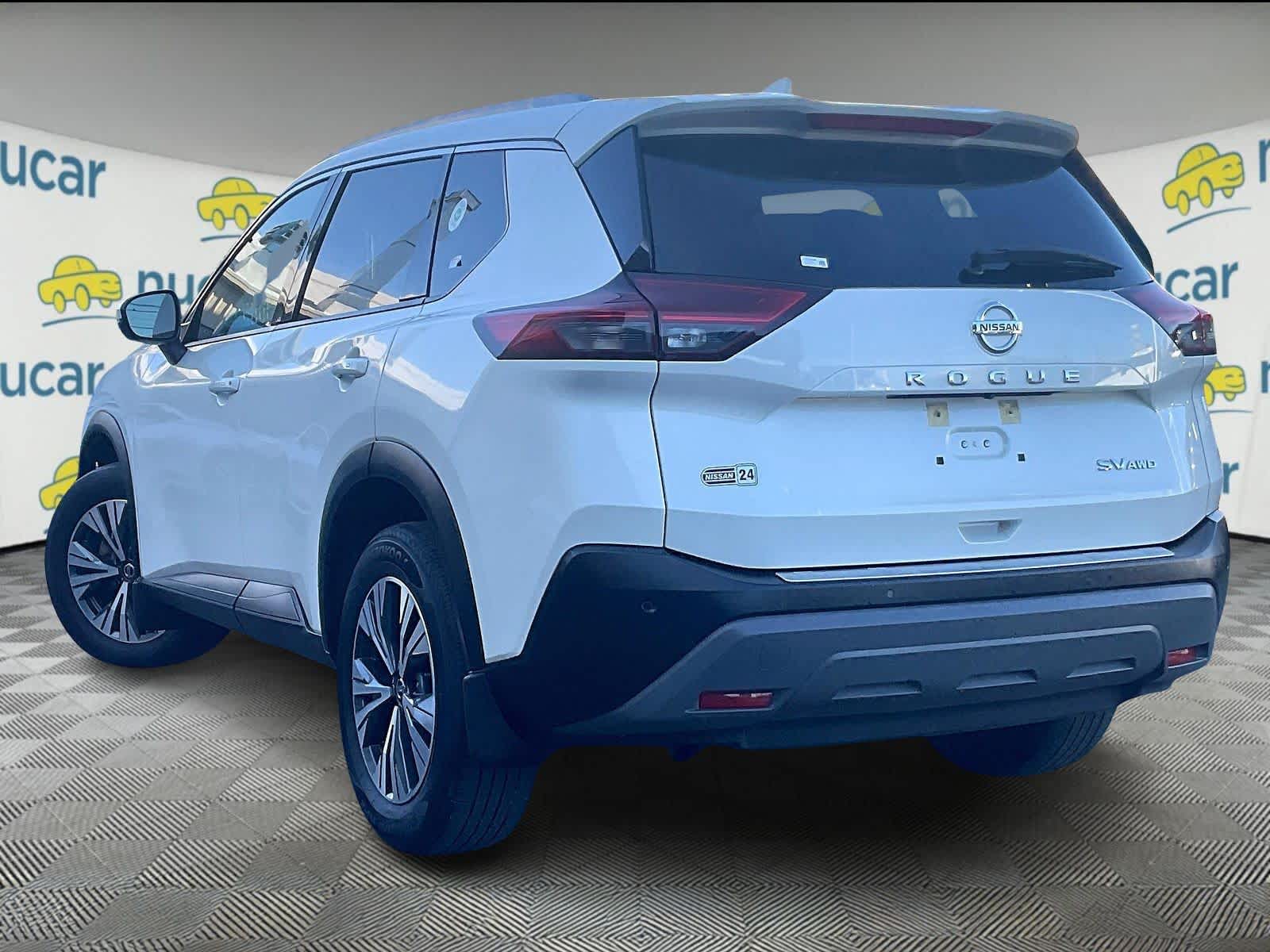 2021 Nissan Rogue SV - Photo 4