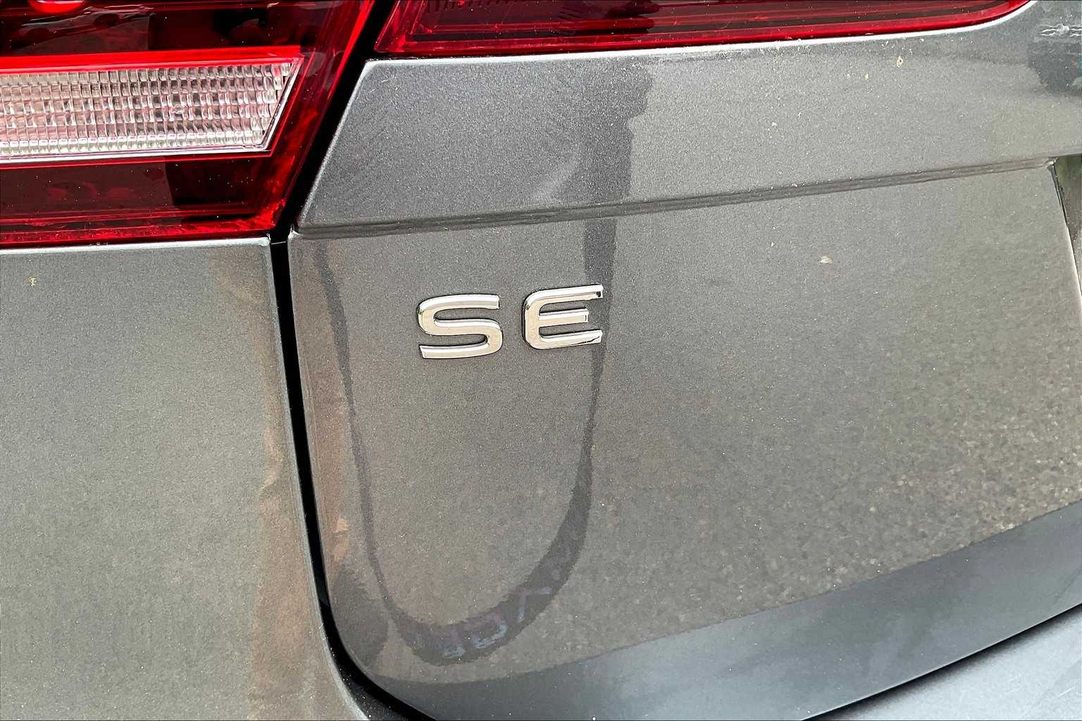 2022 Volkswagen Tiguan SE R-Line Black - Photo 28