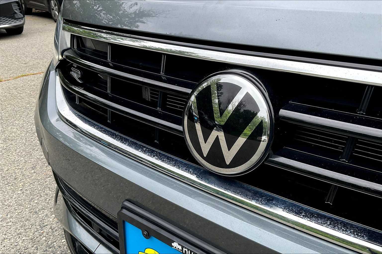 2022 Volkswagen Tiguan SE R-Line Black - Photo 31