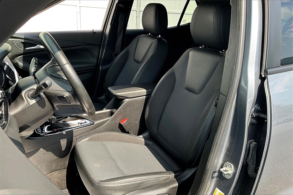 2022 Buick Encore GX Preferred - Photo 10