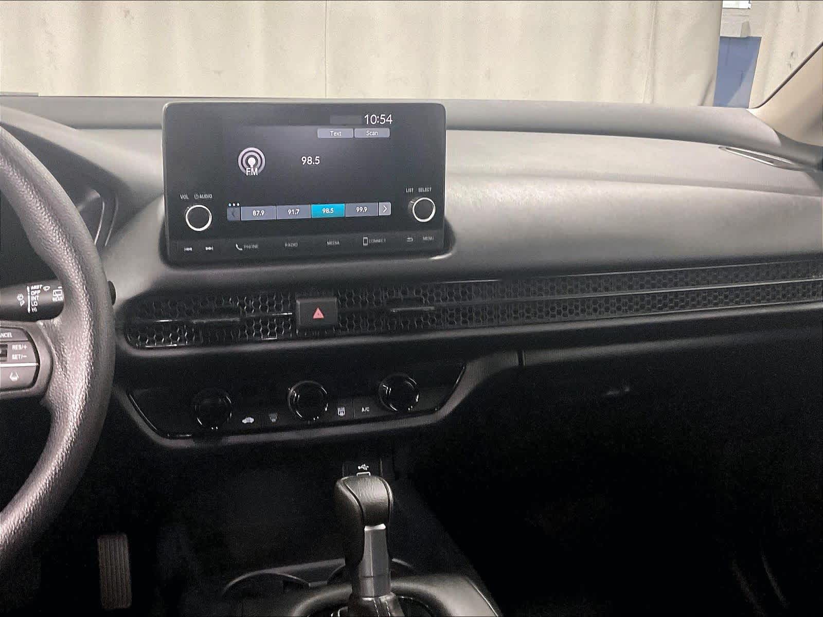 2025 Honda HR-V LX - Photo 18