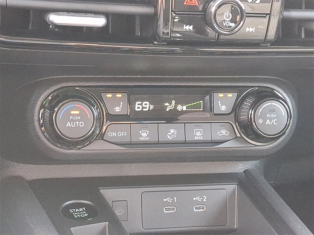 2026 Nissan Kicks SV - Photo 12