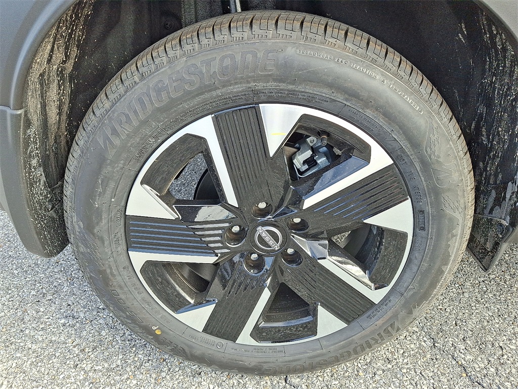 2026 Nissan Kicks SV - Photo 5