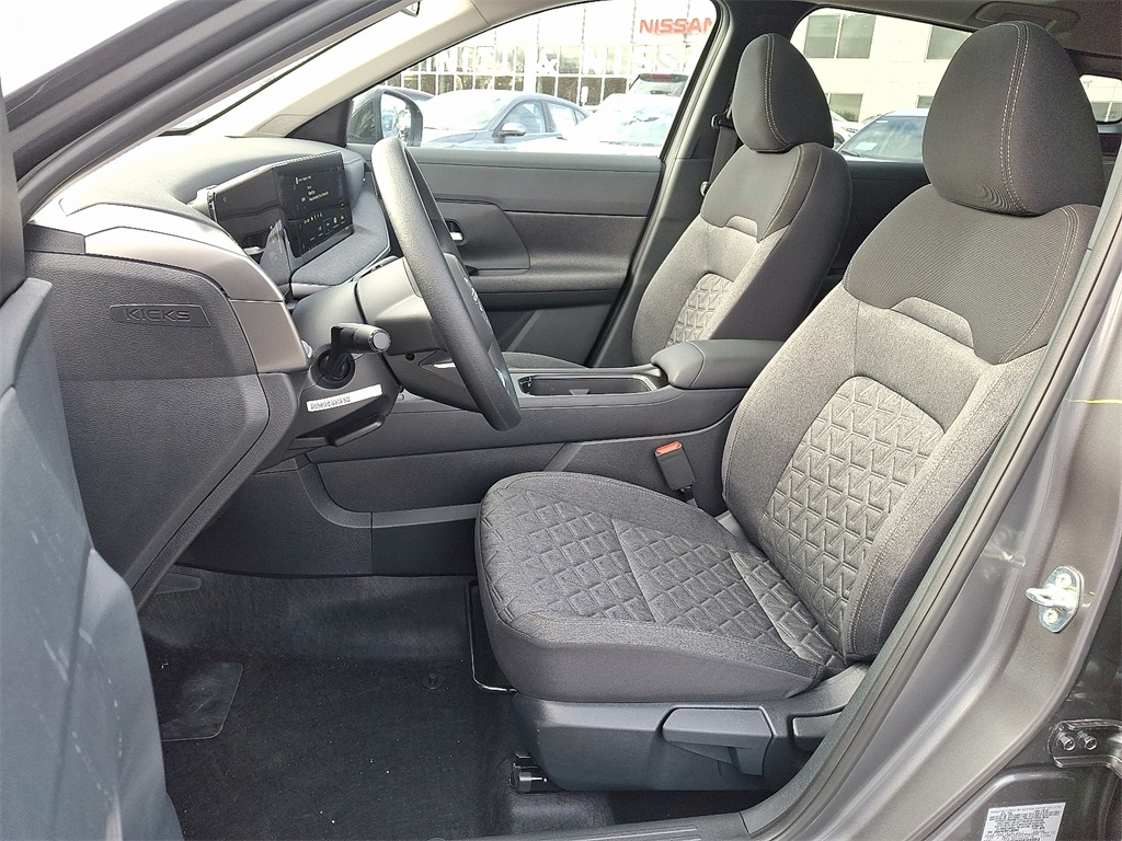 2026 Nissan Kicks SV - Photo 9