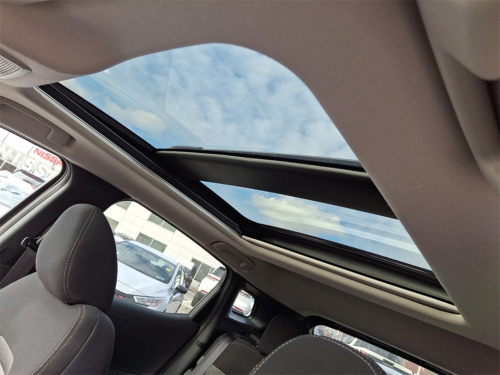 2026 Nissan Kicks SV - Photo 10