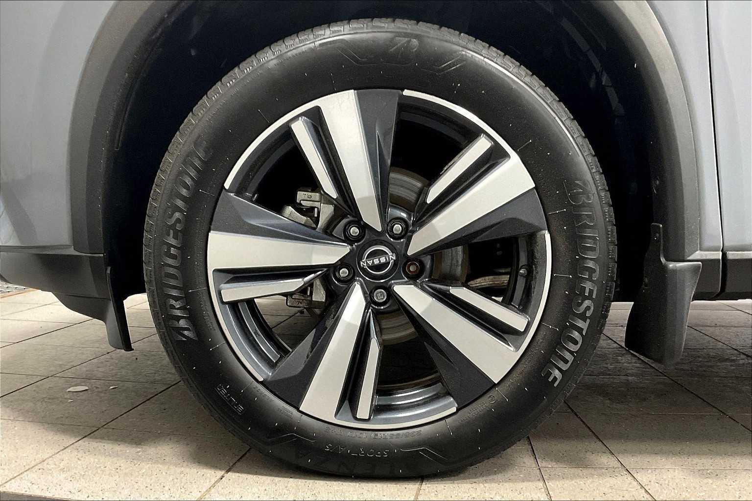 2023 Nissan Rogue SL - Photo 7