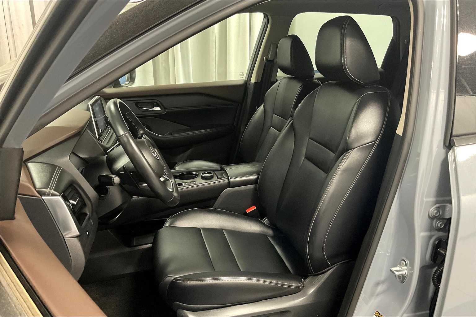 2023 Nissan Rogue SL - Photo 10