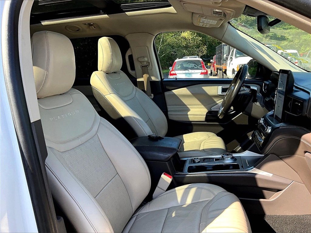 2020 Ford Explorer Platinum - Photo 11
