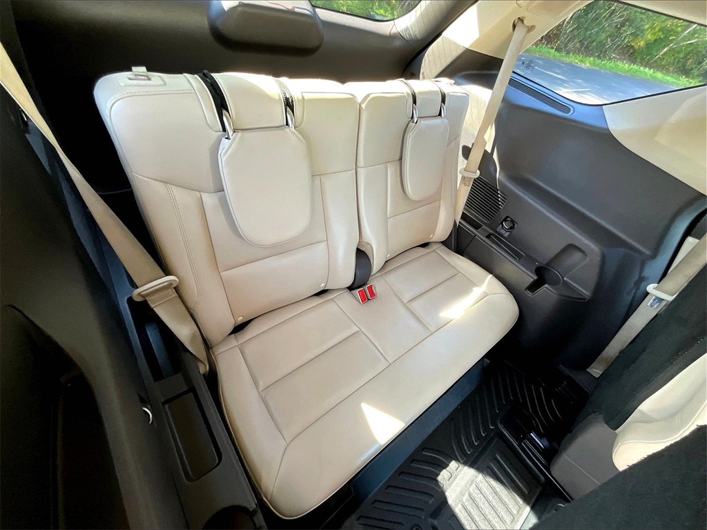 2020 Ford Explorer Platinum - Photo 17