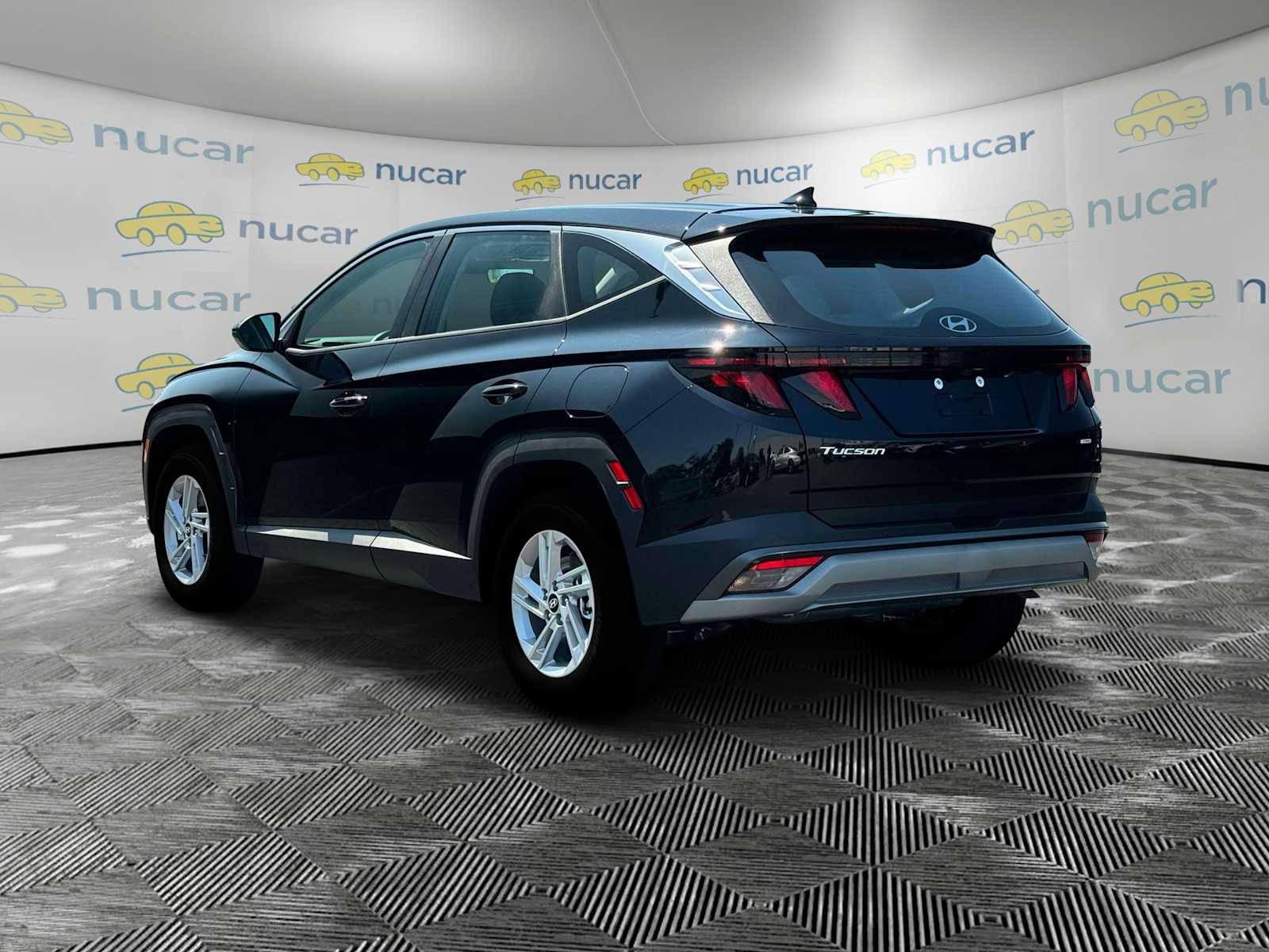 2025 Hyundai Tucson SE - Photo 6