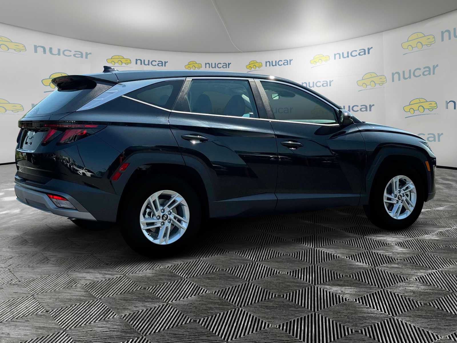 2025 Hyundai Tucson SE - Photo 9