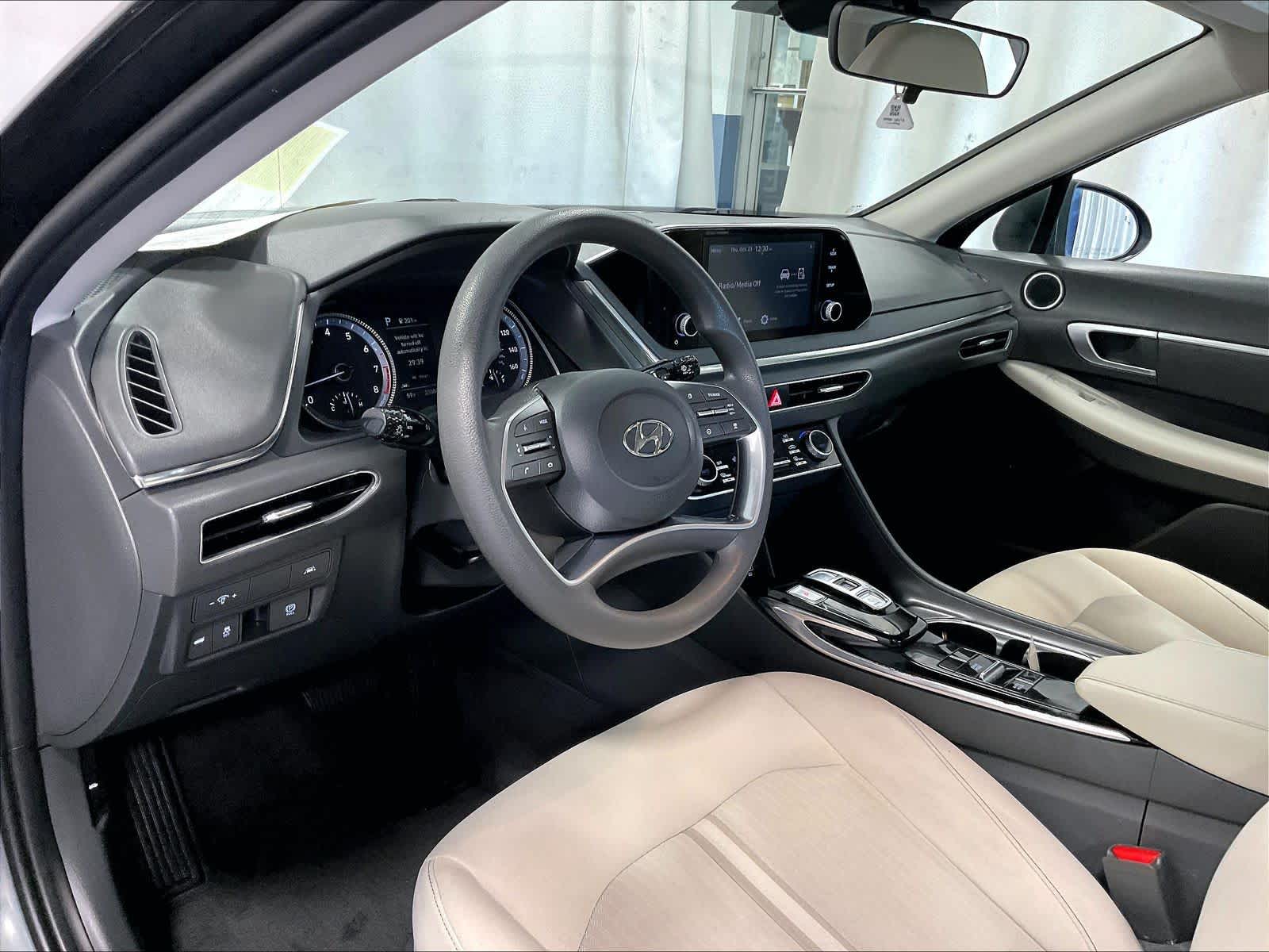 2021 Hyundai Sonata SEL - Photo 8