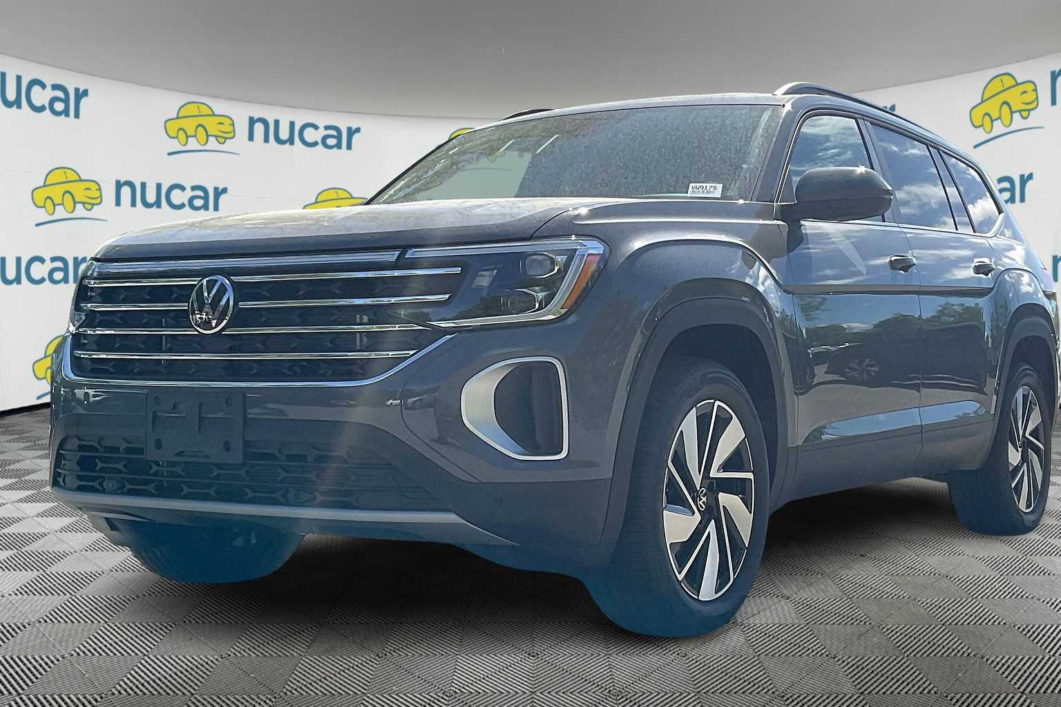 2025 Volkswagen Atlas 2.0T SE w/Technology - Photo 4
