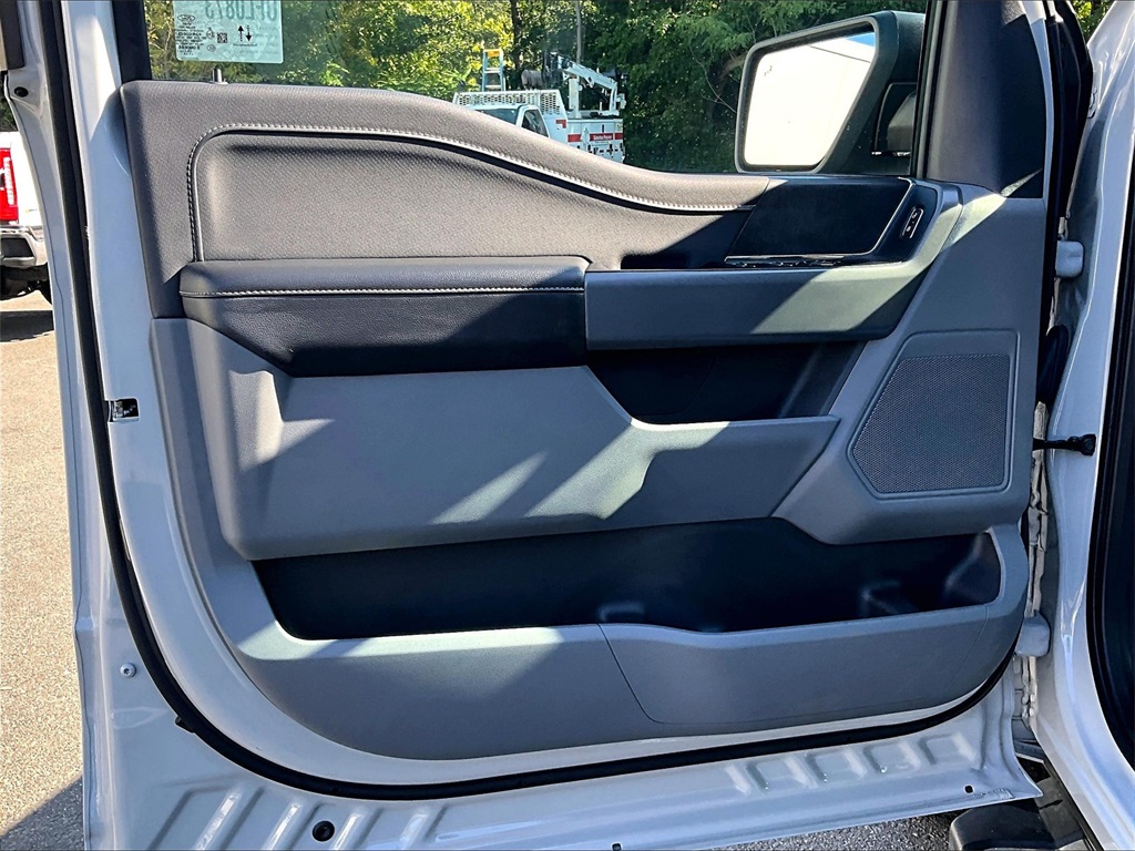 2023 Ford F-150 XL - Photo 18