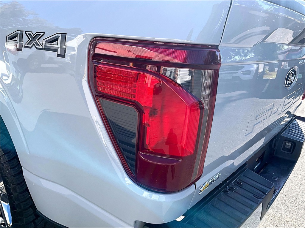 2023 Ford F-150 XL - Photo 32
