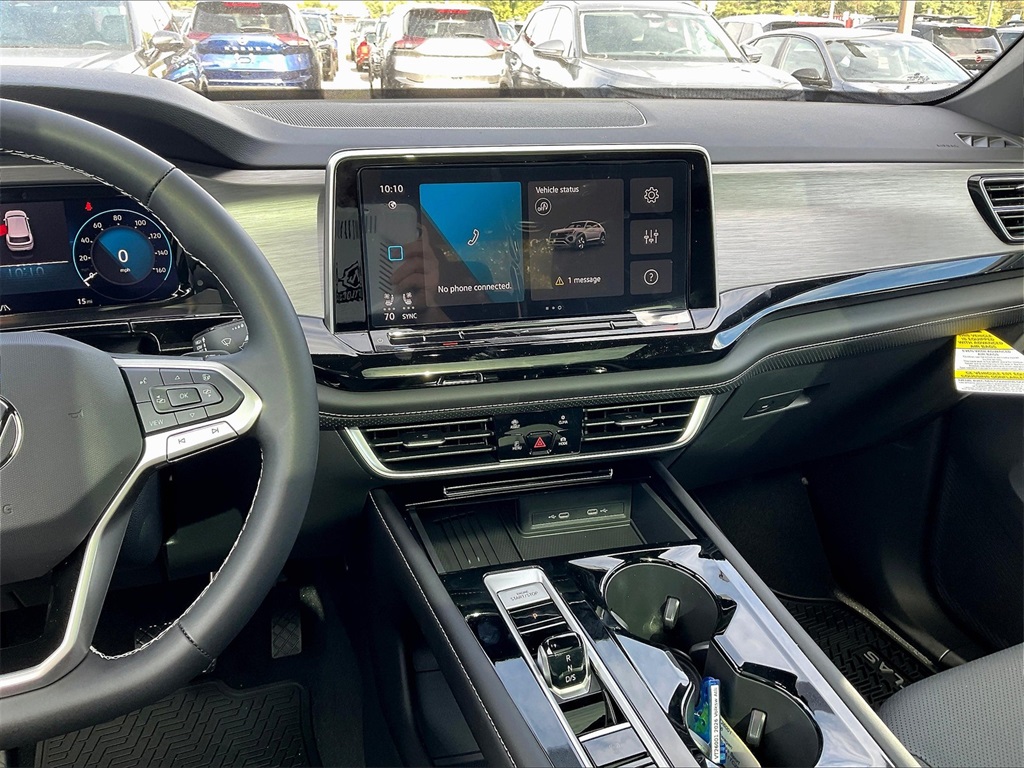 2026 Volkswagen Atlas Cross Sport 2.0T SE w/Technology - Photo 13