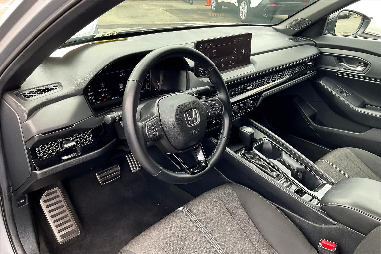 2024 Honda Accord Hybrid Sport - Photo 8