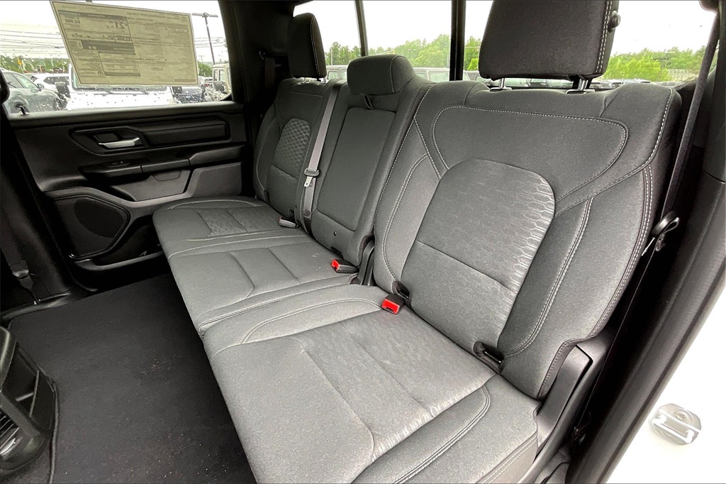 2025 Ram 1500 Tradesman - Photo 15