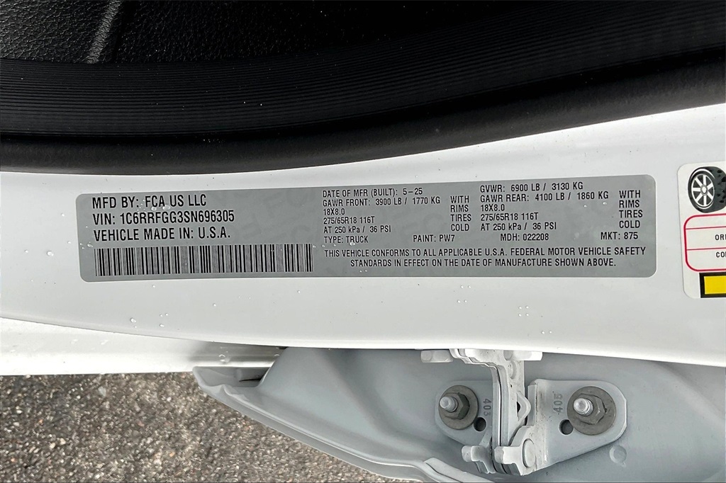2025 Ram 1500 Tradesman - Photo 16