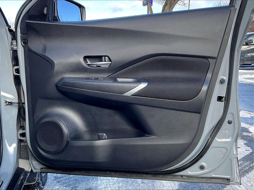 2023 Nissan Kicks SV - Photo 11