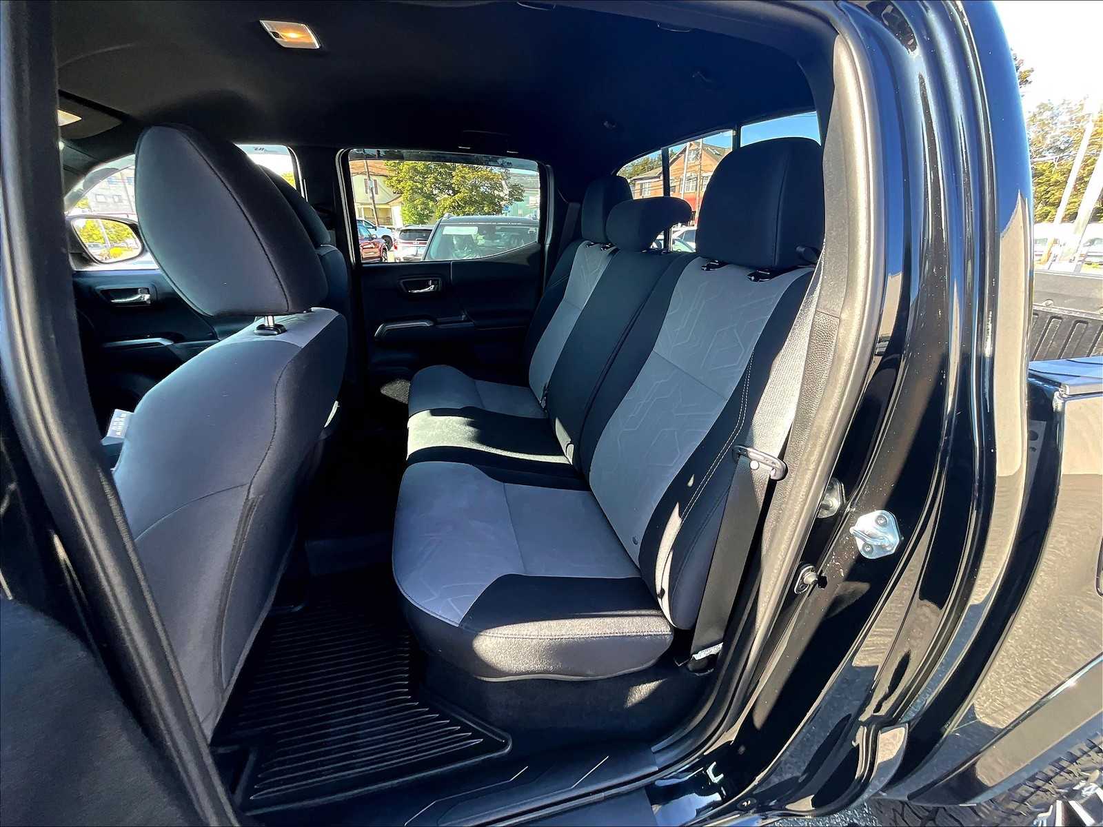 2021 Toyota Tacoma TRD Sport - Photo 15