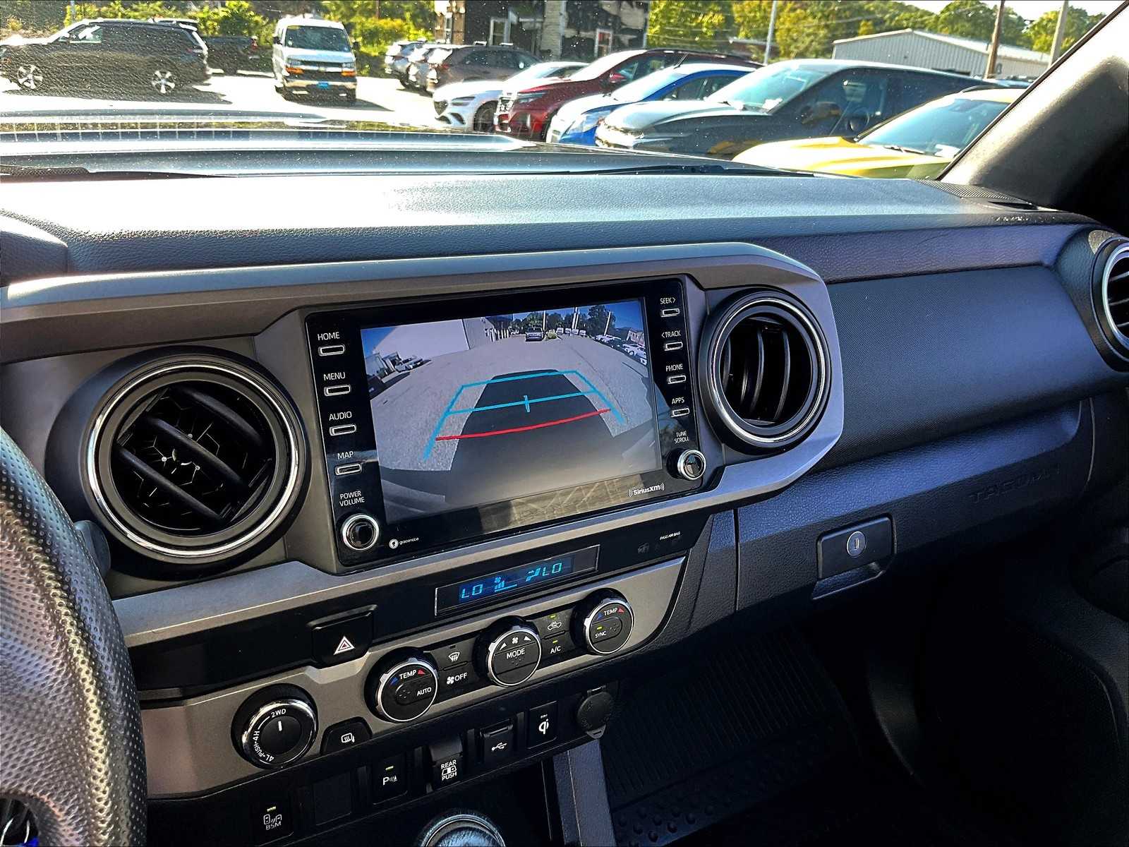 2021 Toyota Tacoma TRD Sport - Photo 19