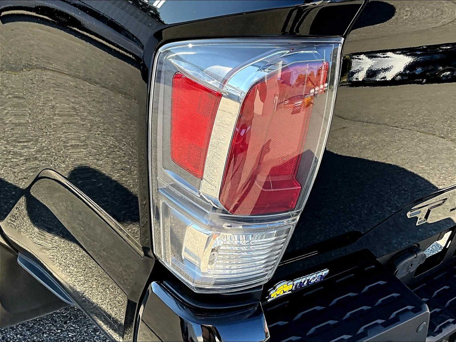2021 Toyota Tacoma TRD Sport - Photo 33