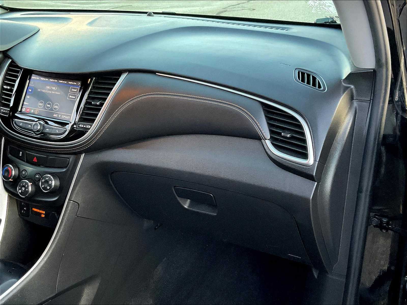 2022 Chevrolet Trax LT - Photo 13