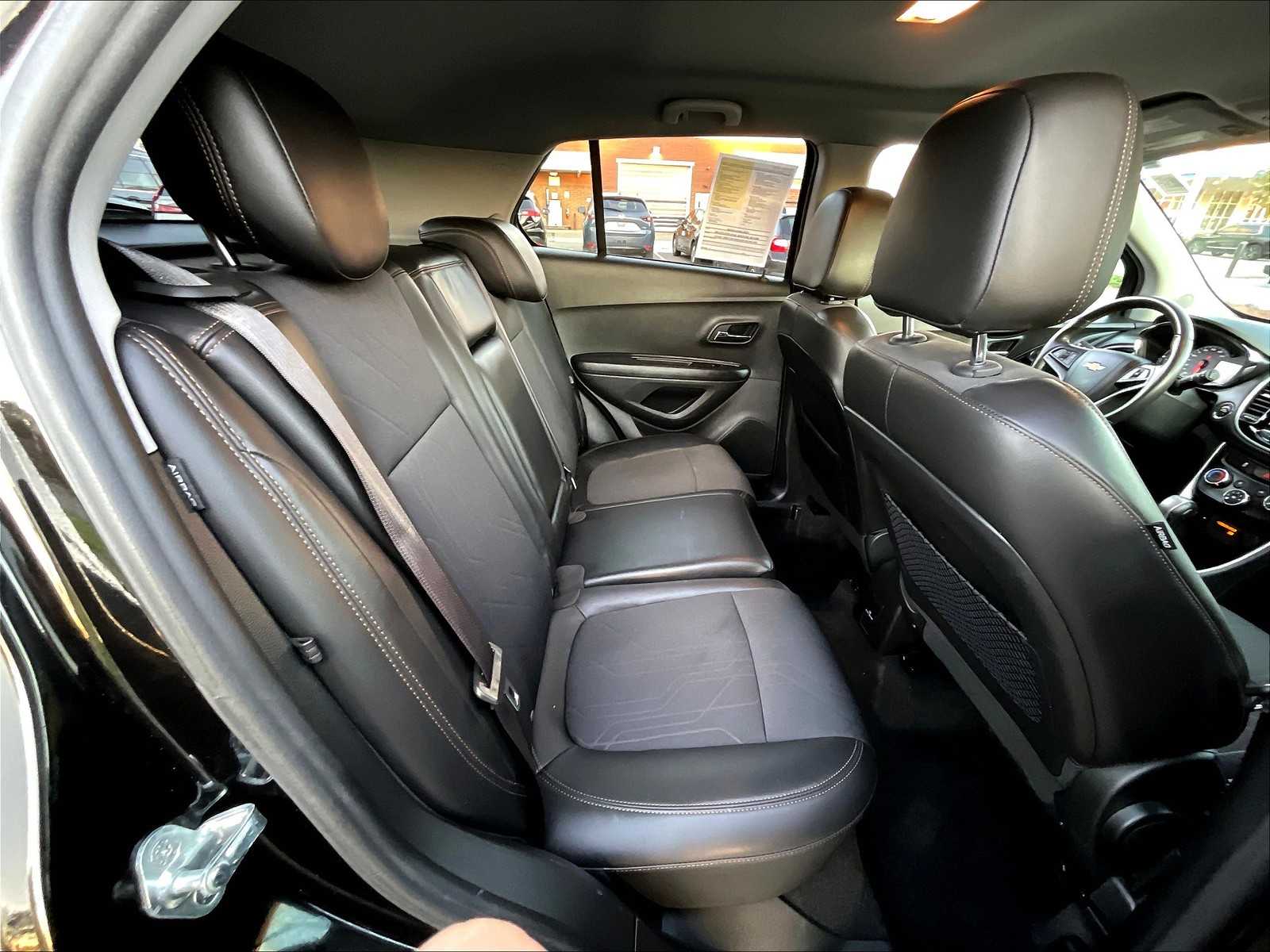 2022 Chevrolet Trax LT - Photo 16